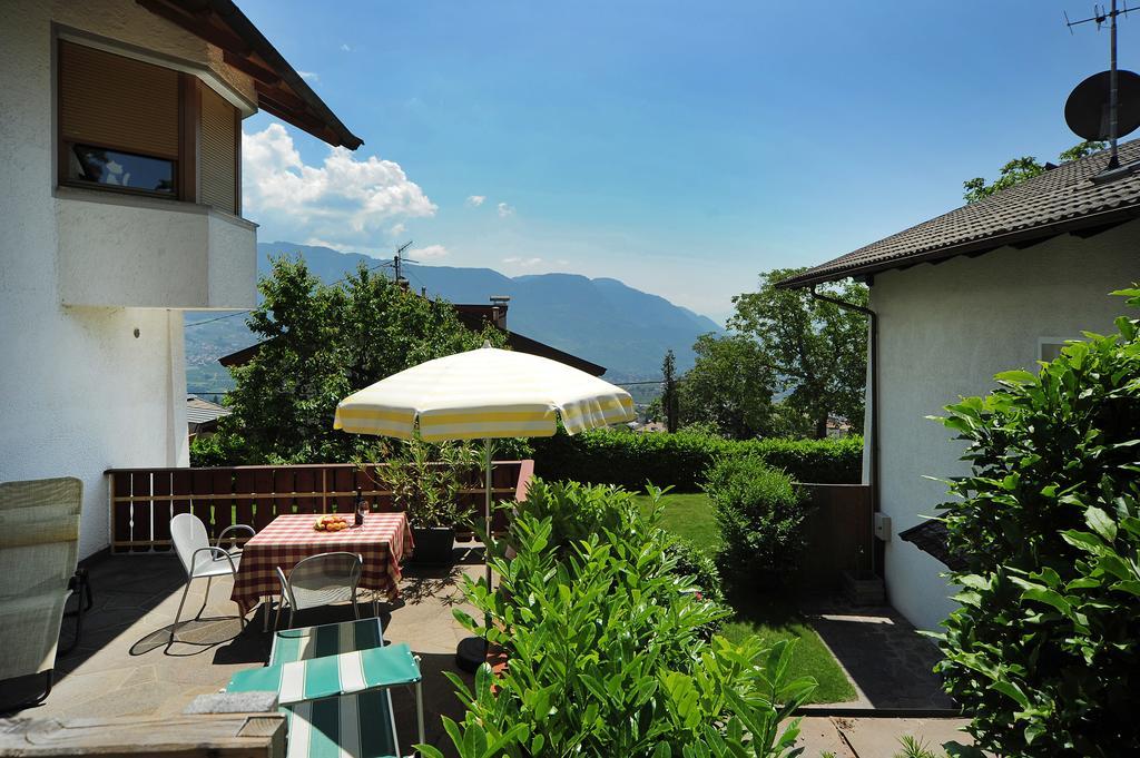 Haus Rosengarten Tirolo Rum bild