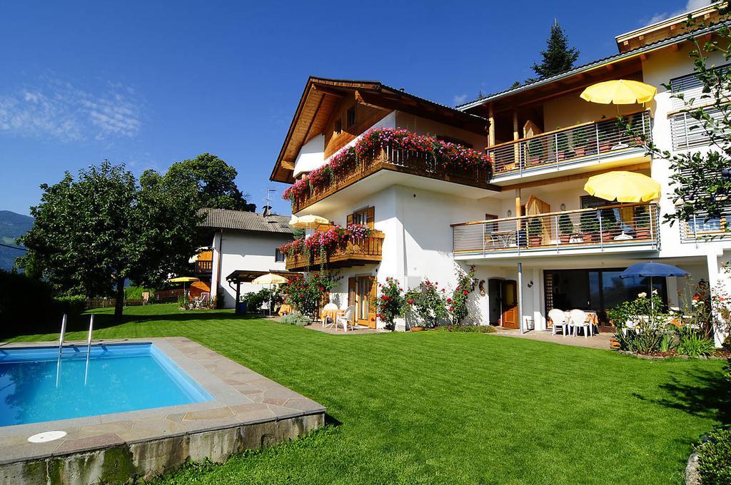Haus Rosengarten Tirolo Exteriör bild