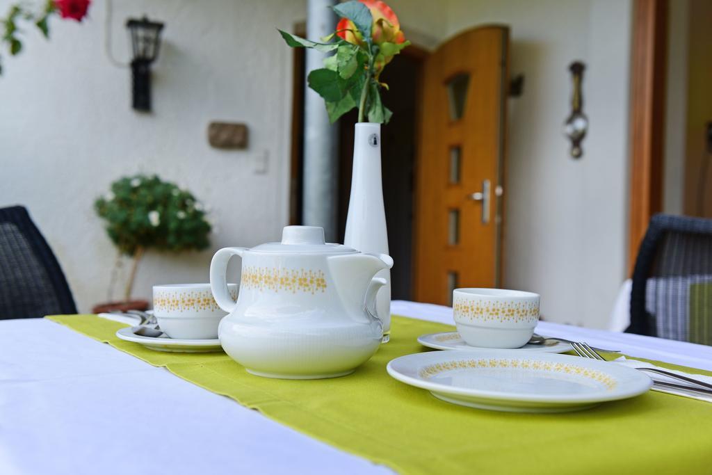 Haus Rosengarten Tirolo Exteriör bild