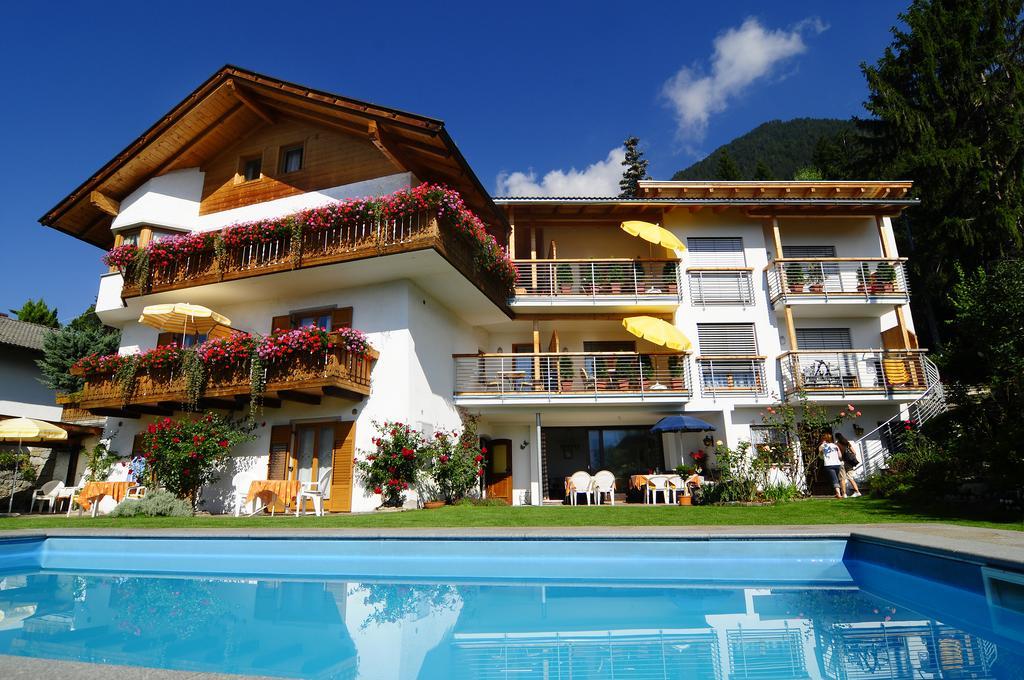Haus Rosengarten Tirolo Exteriör bild